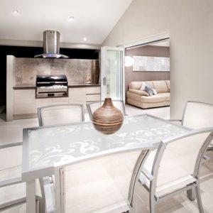 obrus samoprzylepny motyw roślinny