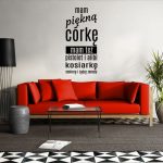 Naklejki na ścianę z napisami
