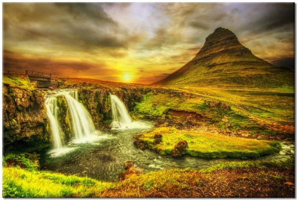 wodospad i góra Kirkjuffel