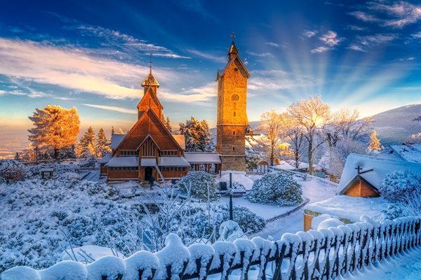 promienie słońca w Karkonoszach