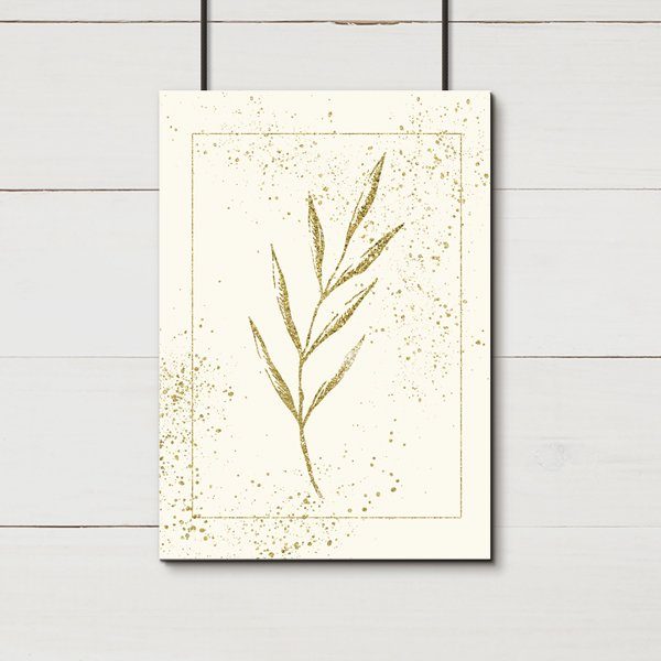 złoty plakat jako ścienna ozdoba