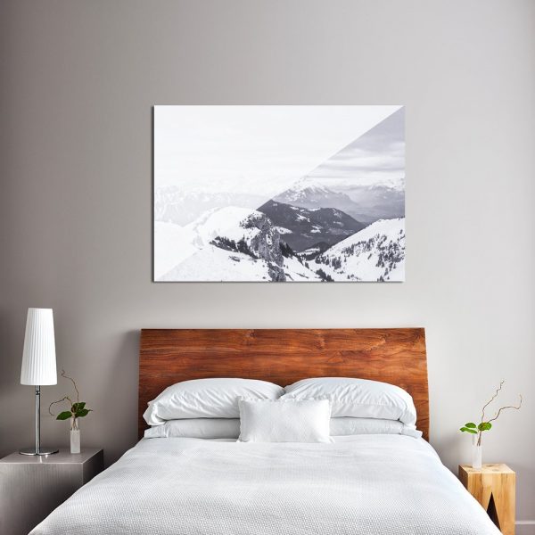 sypialnia z motywem ośnieżonych gór