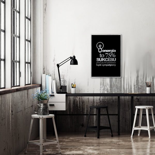 plakat ze srebrnym motto