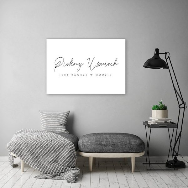plakat z mottem o usmiechu