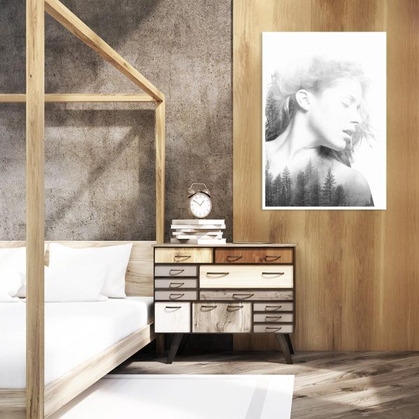 drzewa i kobieta jako plakat