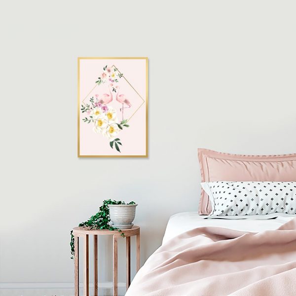 dekoracja z kwiatami i flamingiem