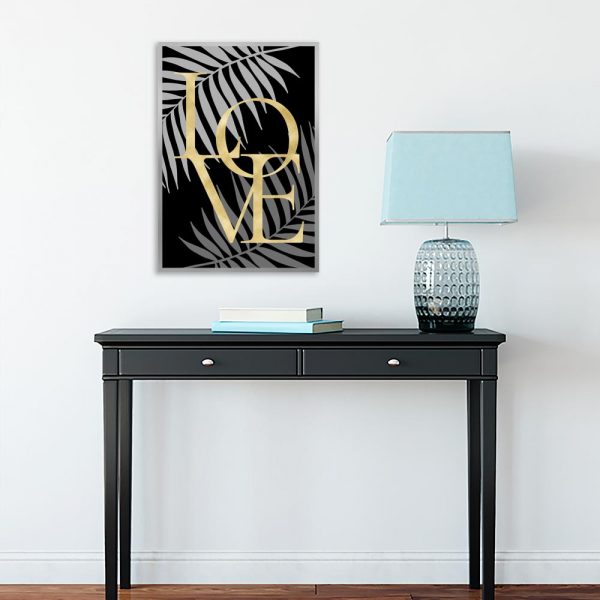 dekoracja z napisem love