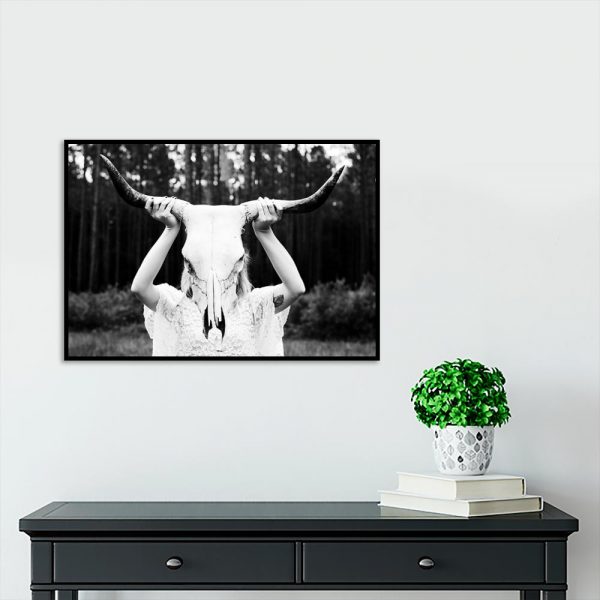 Plakat z czaszką byka