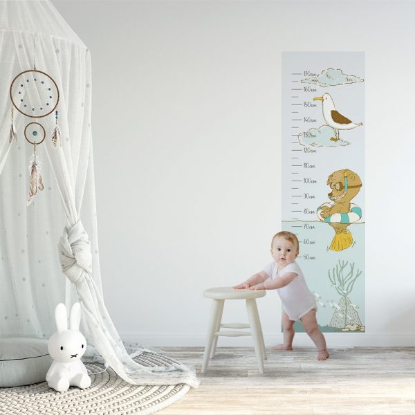 Miarka wzrostu z mewą i morzem