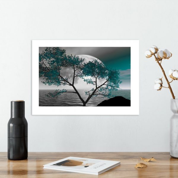Plakat z turkusowym drzewem i księżycem