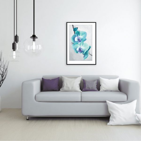 plakat z niebieskimi kwiatami do salonu