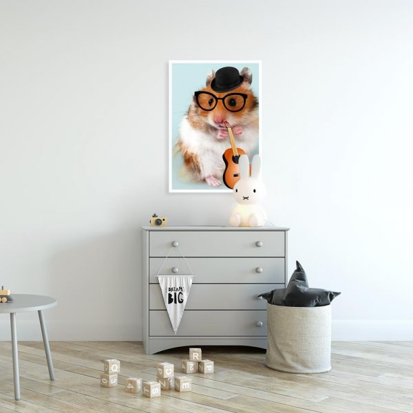 plakat z chomikiem na błękitnym tle