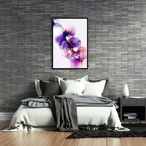 plakat w fioletowe plamy