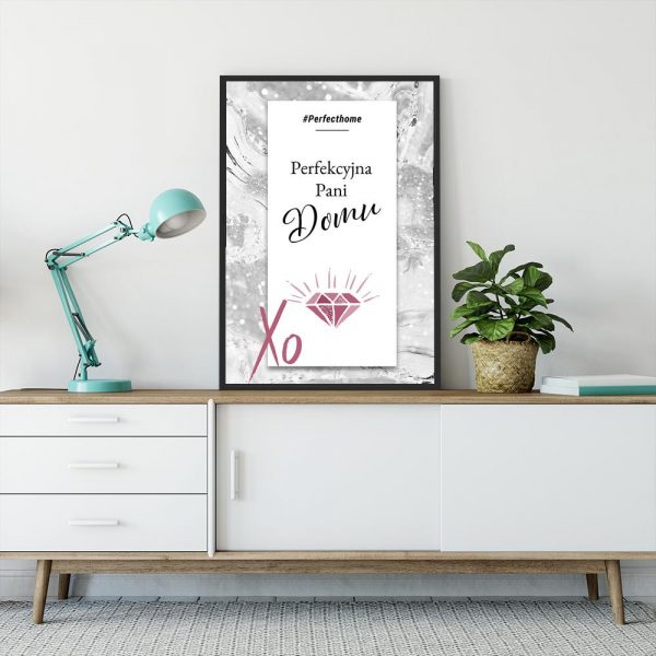plakat z napisami i diamentem