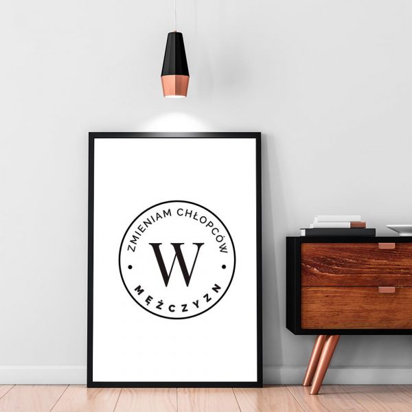 plakat z napisem Zmieniam chłopców w mężczyzn dla barbera
