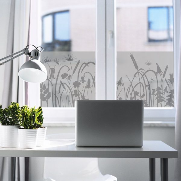 naklejka na okno łąka