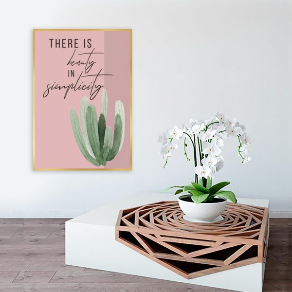 plakat różowy z napisem po angielsku