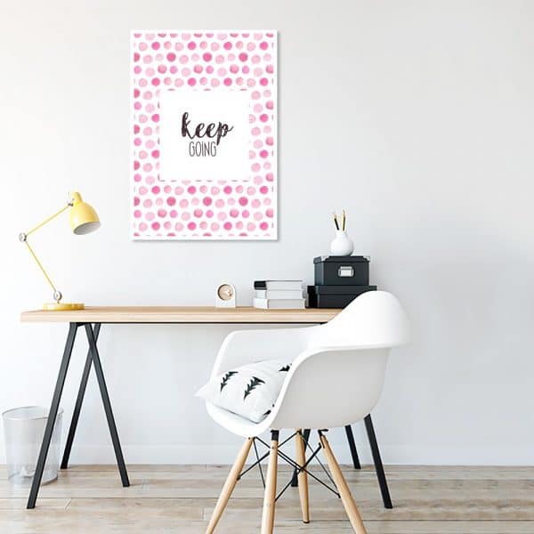 plakat z angielskim napisem