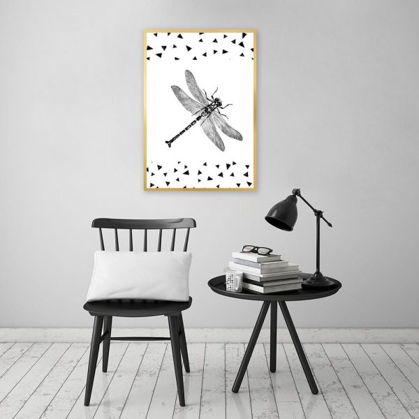 biało-czarna dekoracja z ważką