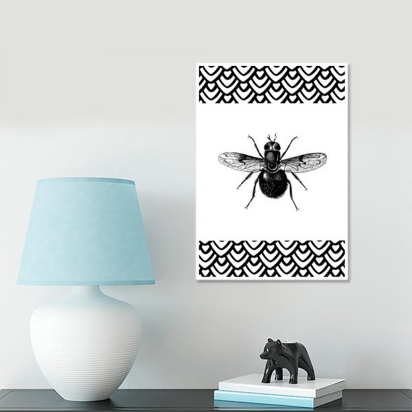 plakat jako motyw z muchą