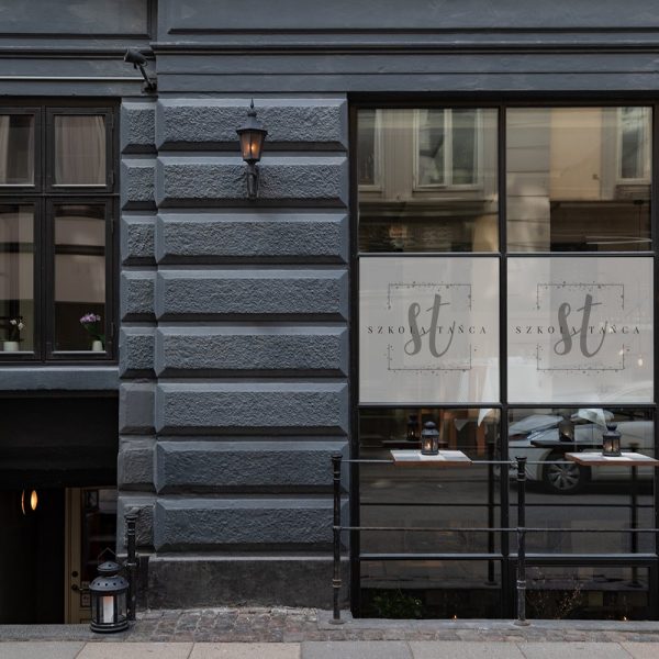 folia okienna do szkoły tańca