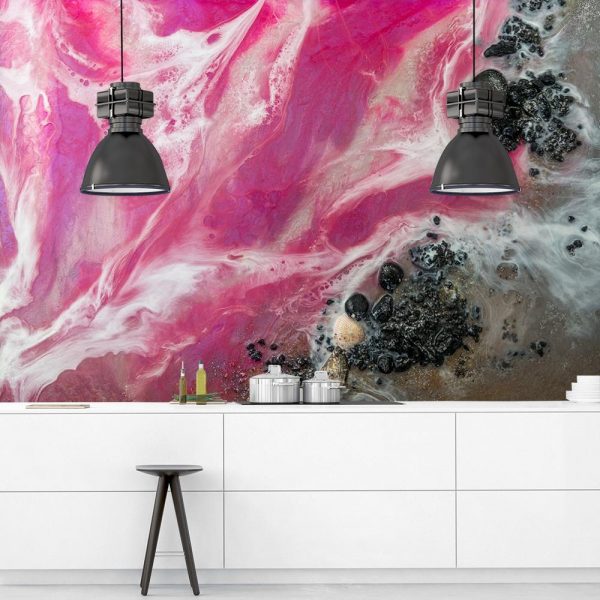 ścienna tapeta jako różowa dekoracja