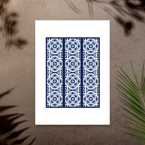 Niebieski dekor na plakacie