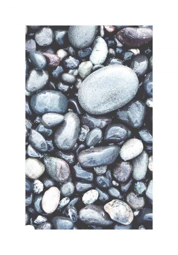 plakat z grafiką z kamieniami