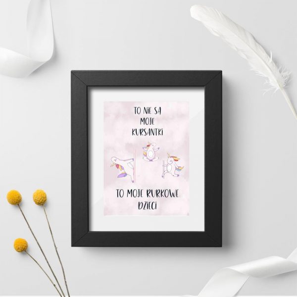 Plakat idealny do studia pole dance z jednorożcami