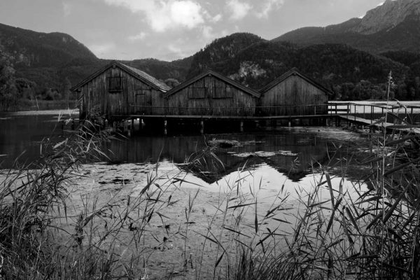 Obraz z domkami na jeziorze