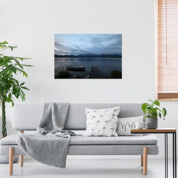 Obraz z jeziorem na tle gór do salonu