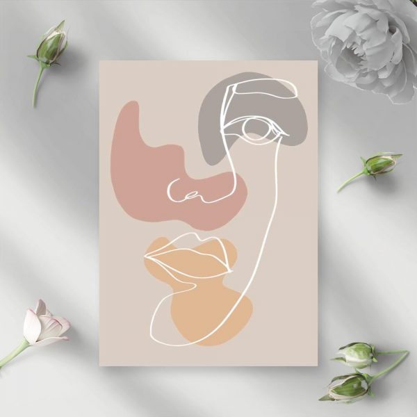 Plakat z twarzą na beżowym tle do salonu