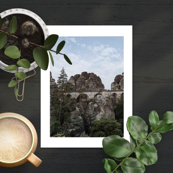 Plakat z formacją skalną na prezent