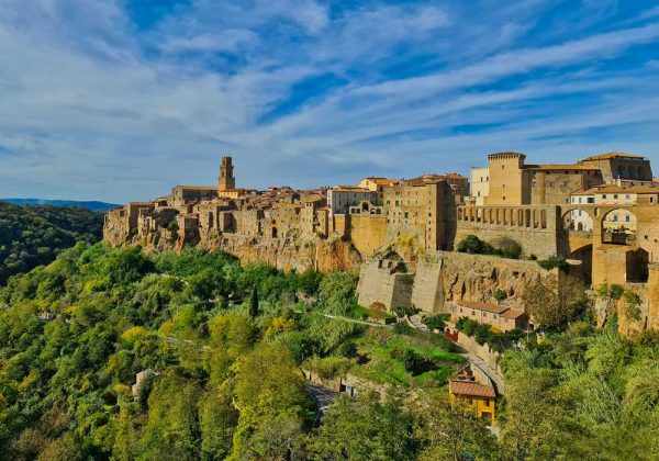 Plakat z miasteczkiem Pitigliano