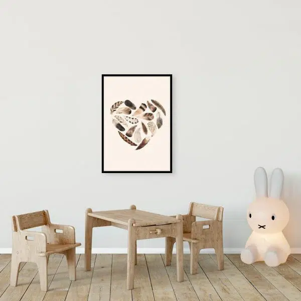 Beżowy plakat boho - Serce z piór