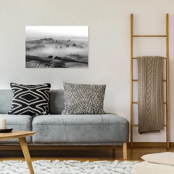 Obraz z górskim widokiem w szarym kolorze do jadalni