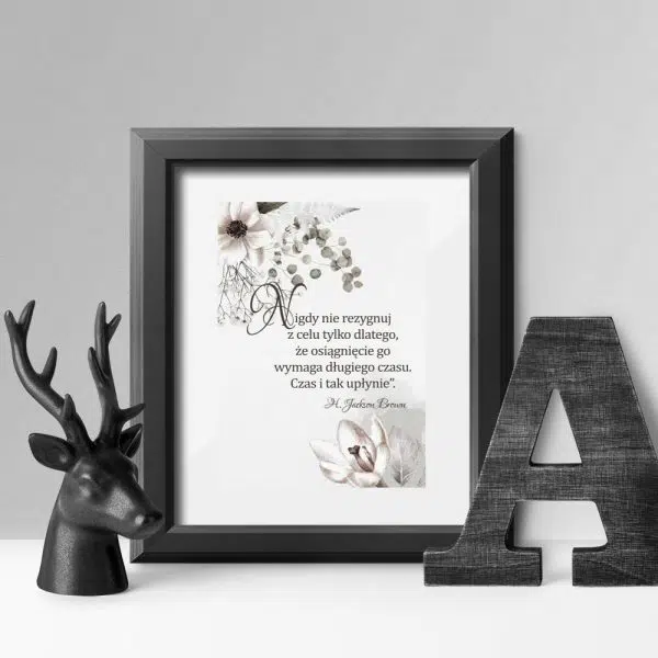 Plakaty z typografią i kwiatami