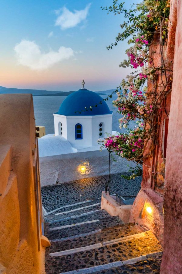 Kolorowy obraz z romantycznym widokiem - Santorini