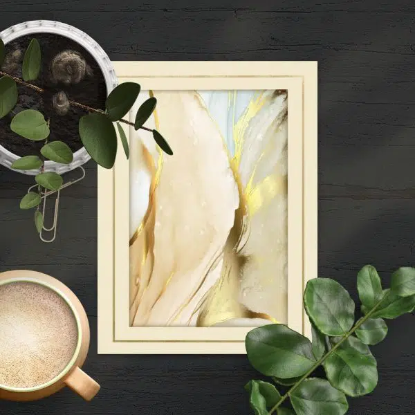 Beżowa abstrakcja z domieszką złota - plakat