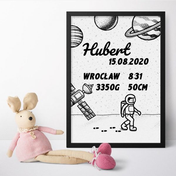 czarno-biały plakat z kosmonautą i metryczką