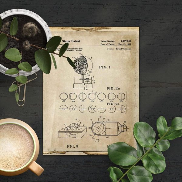 Plakat patent na aparat pokazujący ciała niebieskie
