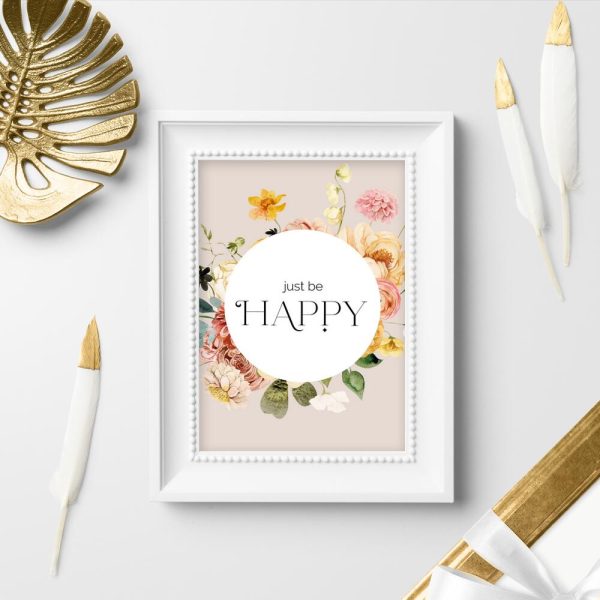 Plakat z cytatem o byciu szczęśliwym do sypialni