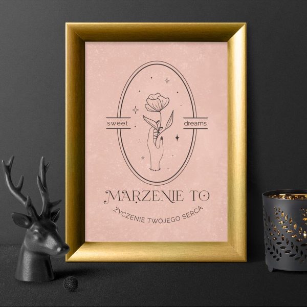 Różowy plakat z maksymą o marzeniach