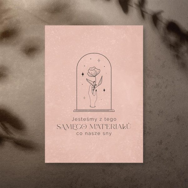 Plakat z sentencją i zaczarowanym kwiatkiem