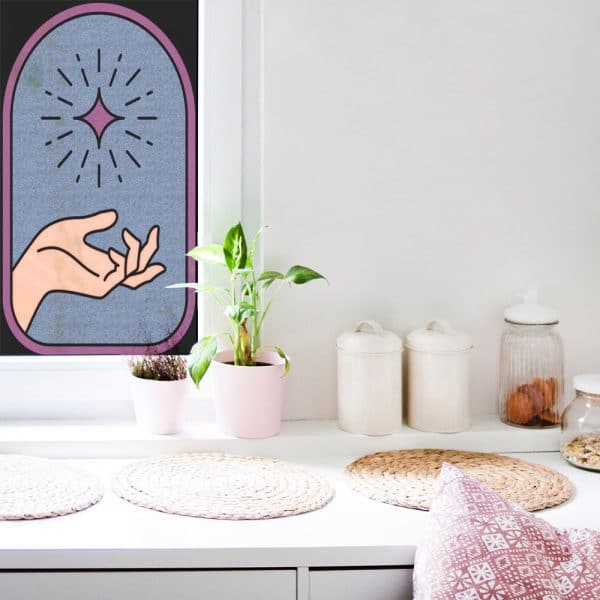 Witraż samoprzylepny z motywem dłoni