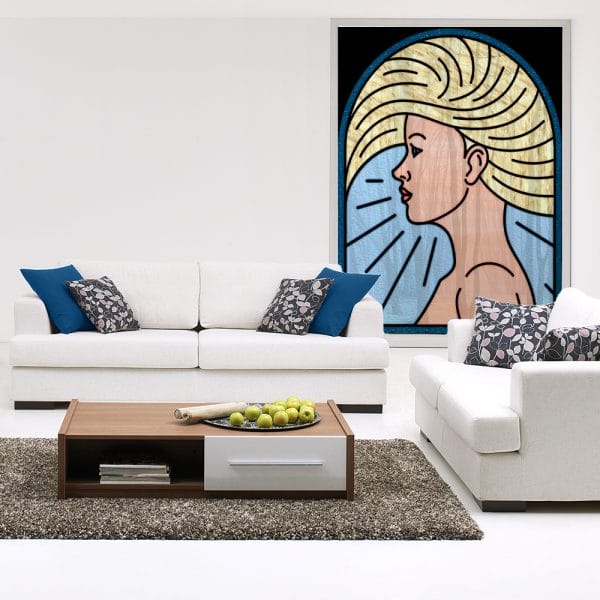 Witraż z motywem kobiety do salonu